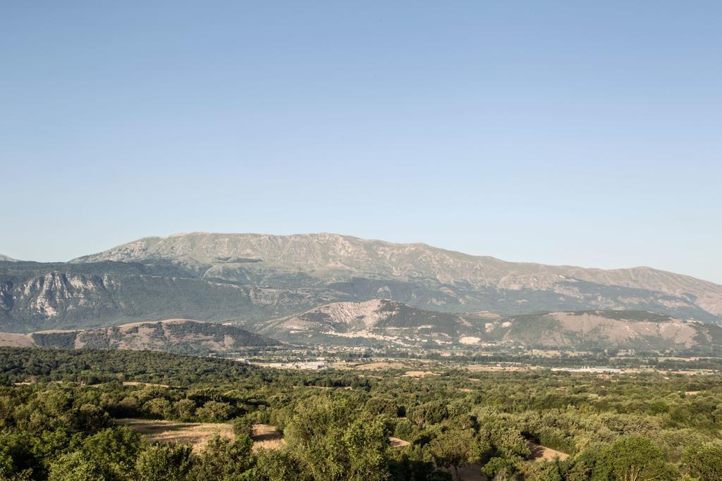 Agriturismo Statale 17 Poggio Picenze 外观 照片